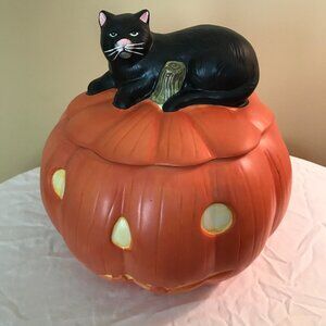 Halloween Pumpkin Cookie Jar - NEW in Box!!